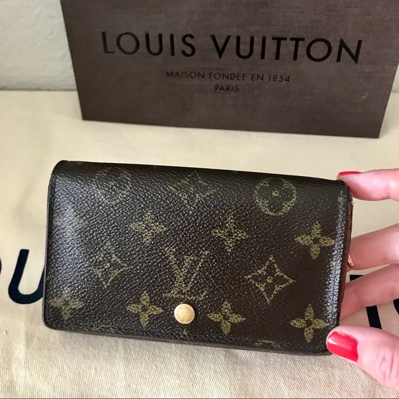 Louis Vuitton Handbags - Louis Vuitton Monogram Porte Monnaie Wallet